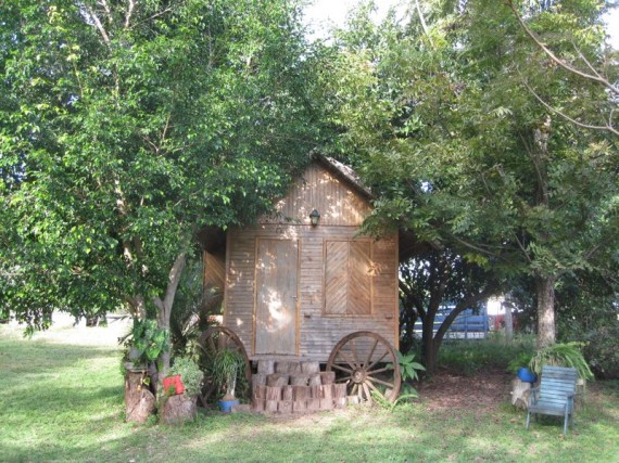 Granja El Roble, Paraguay Hut