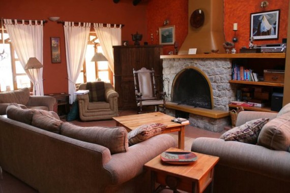 Lazy Dog Inn Living Room Lazy Dog Inn Living Room
