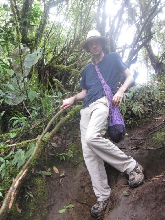 Difficult path to La Cueva del Esplendor, Jardin, Colombia