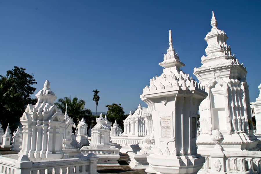 Wat Suan Dok mausoleums