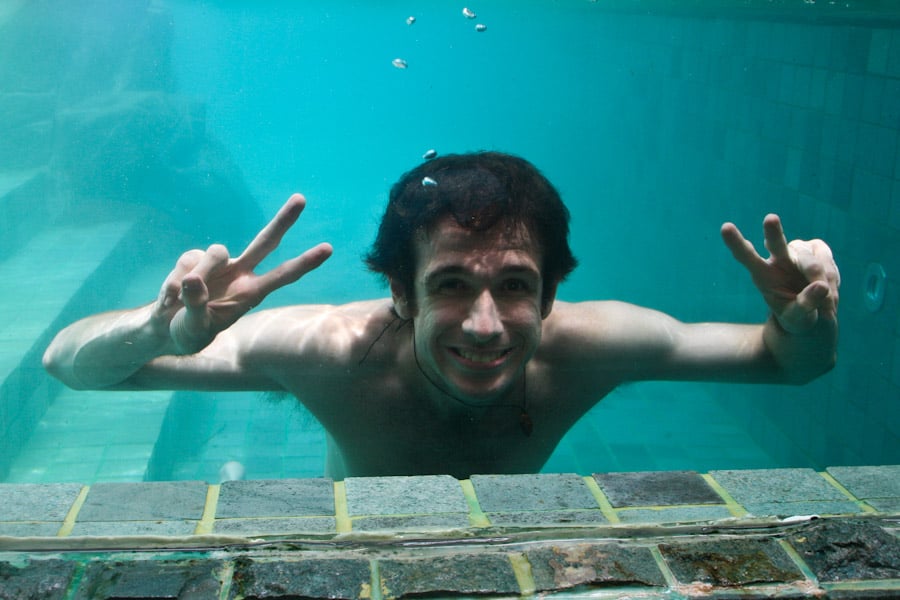 Simon underwater