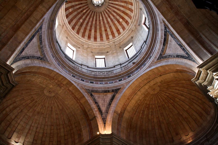National Pantheon interior 2