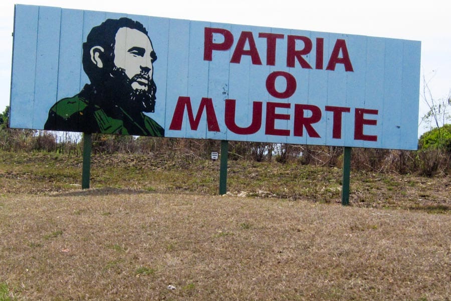 Patria o Muerte billboard, Cuba