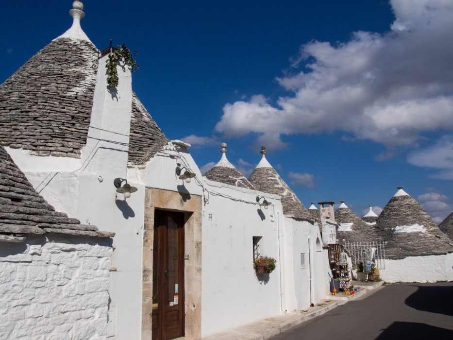 Alberobello trulli, Puglia