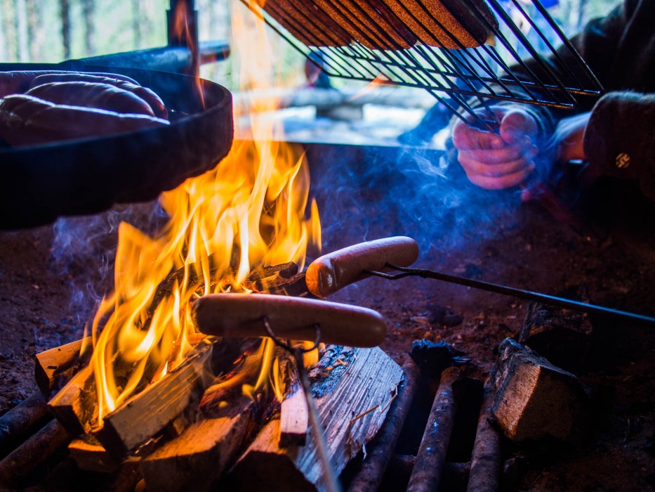 Cooking over the campfire at Oulanka