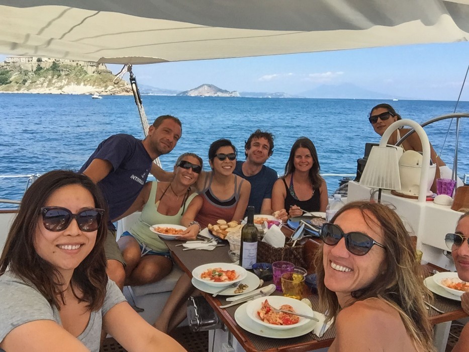 22-group-shot-sailing-amalfi-coast