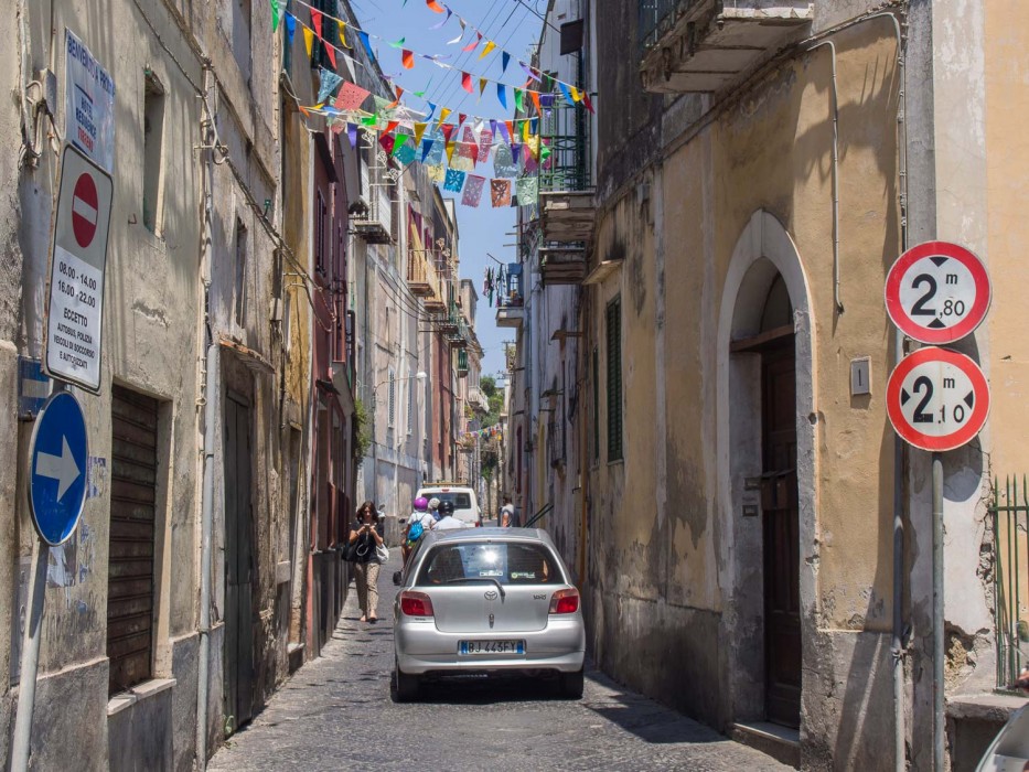 Traffic on Procida island