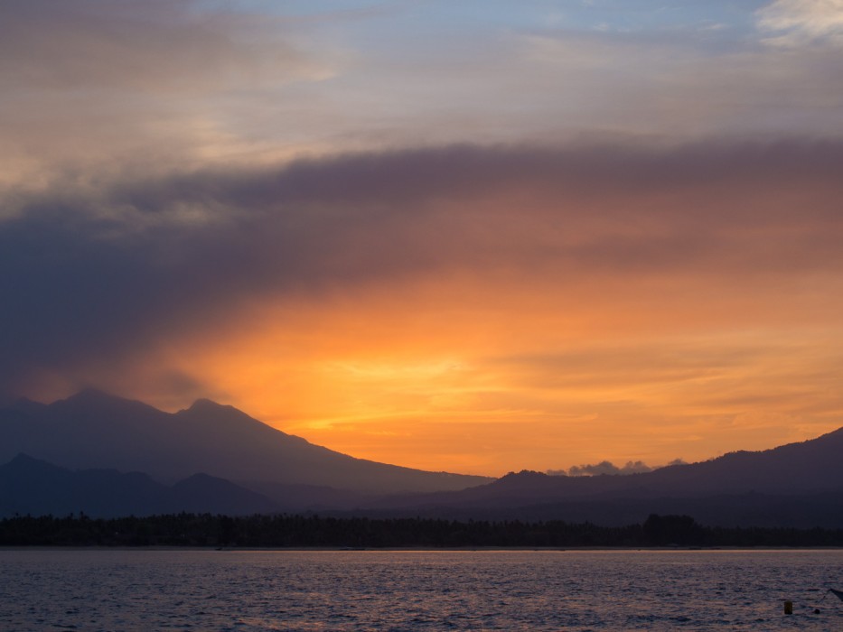 Sunrise on Gili Air - Mount Rinjani eruption