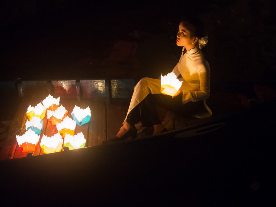 The cost of living in Hoi An - the lunar festival is free