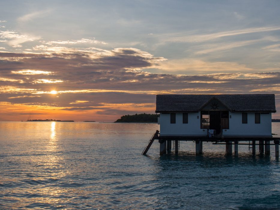 Reethi Beach Resort Review in the Maldives: Sunset at our water villa