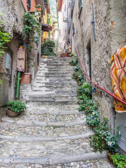 Varenna streets