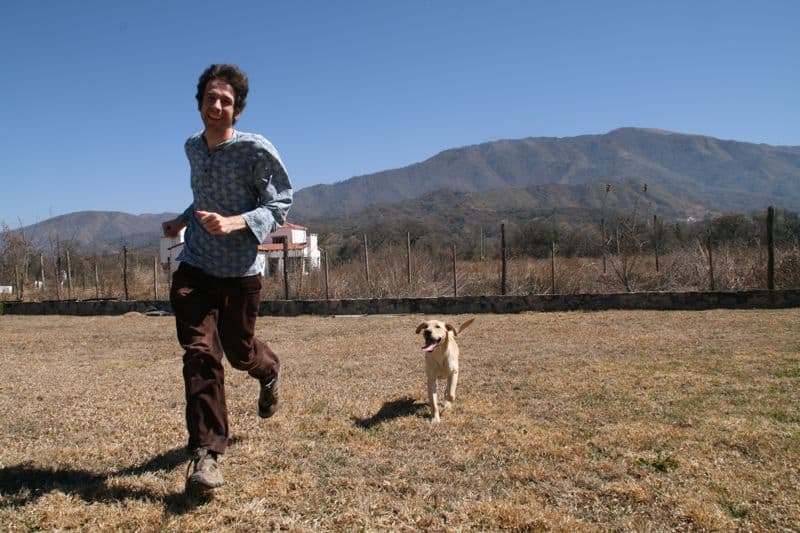 Simon with Mani the puppy while house sitting in Argentina