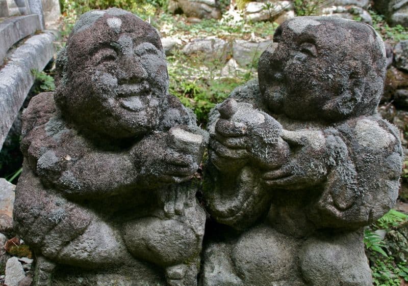 Boozing rakan at Otagi Nenbutsu-ji