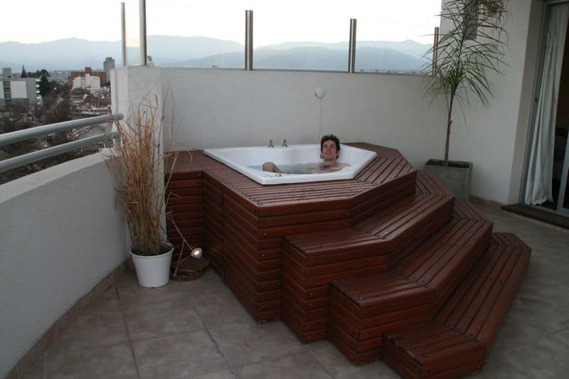 Jacuzzi in our Salta Apartment