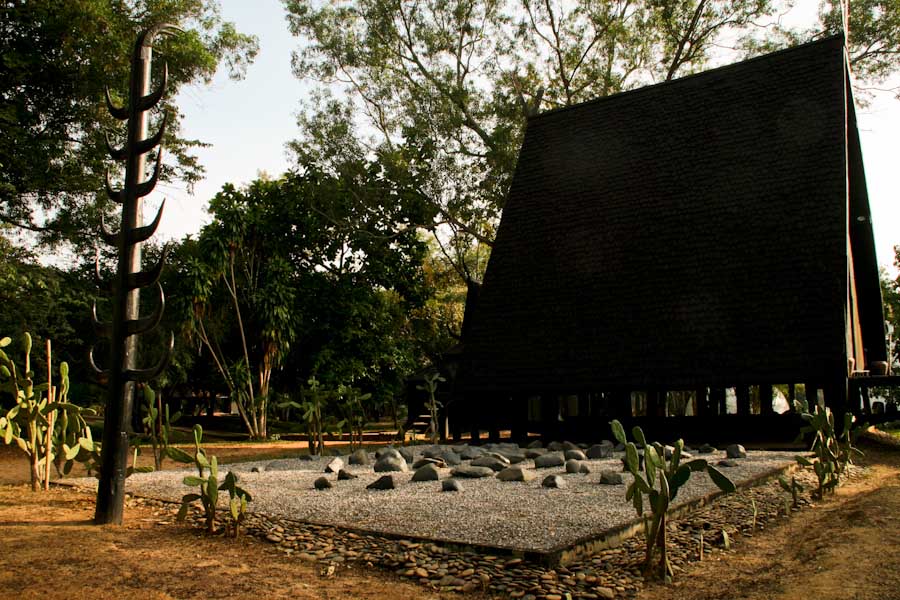 Black House, Chiang Rai