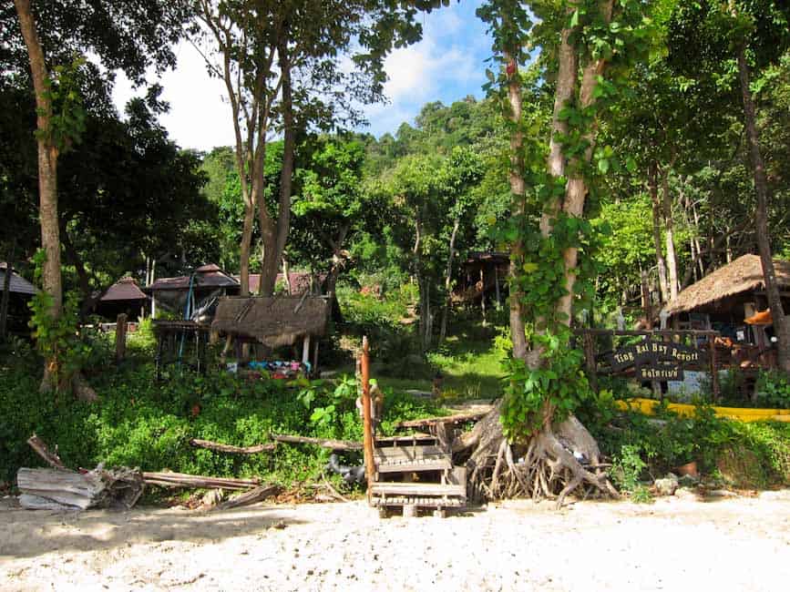 Ting_Rai_Bay Ting_Rai_Bay