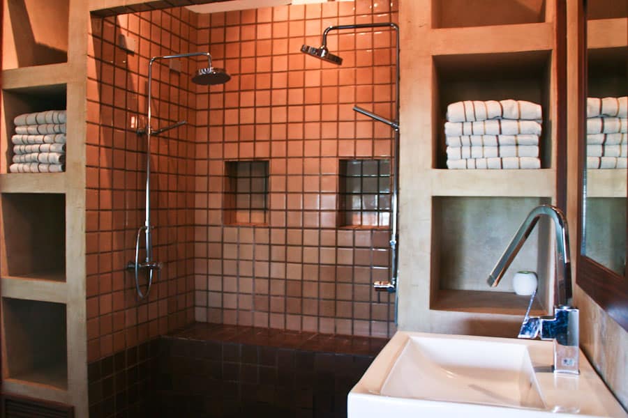 Master bedroom bathroom Master bedroom bathroom