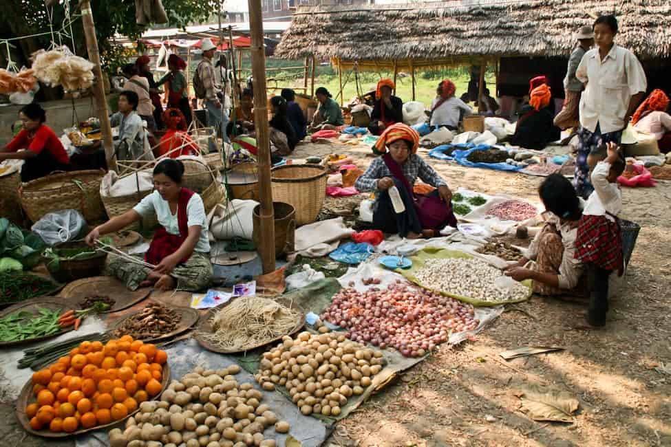 Ywama market, Inle Lake