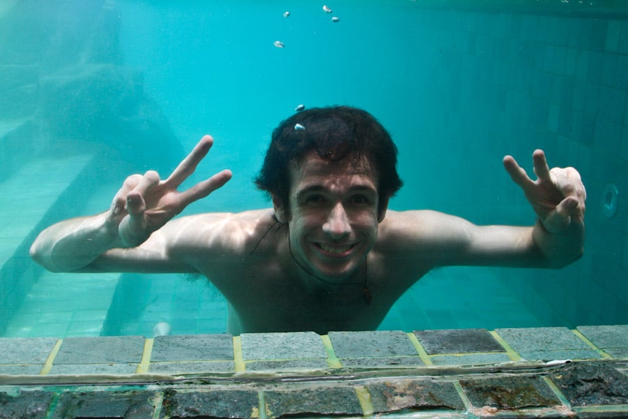 Simon underwater