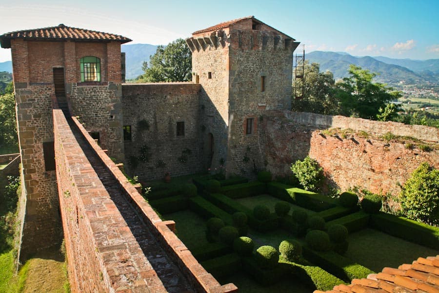 Montecarlo Fortess Garden