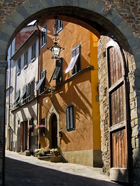 Montecarlo doorway