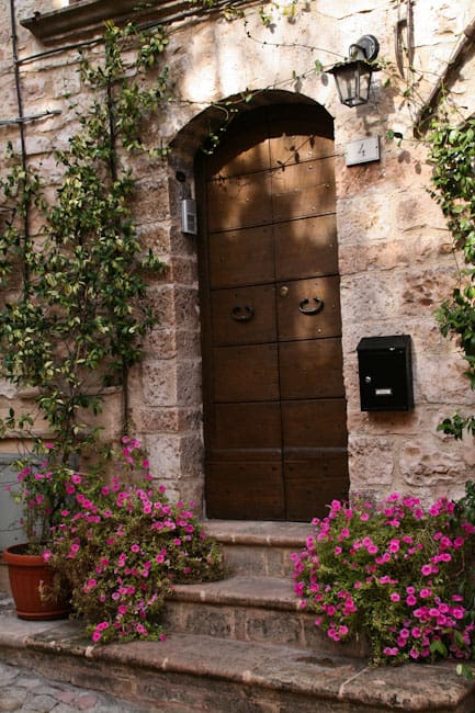 Spello street 1