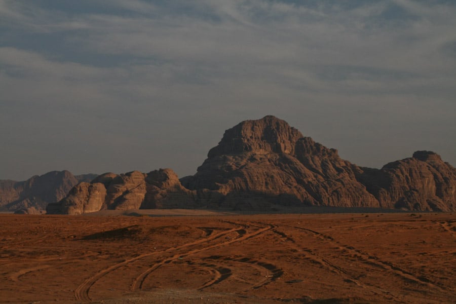 Wadi Rum jeep tracks