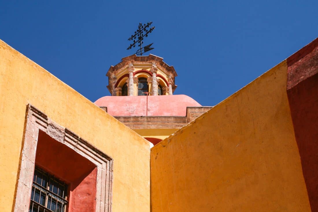 San Roque Church in Guanajuato, Mexico 