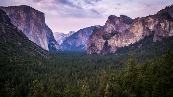 Tunnel View just before sunset, Yosemite in the summer