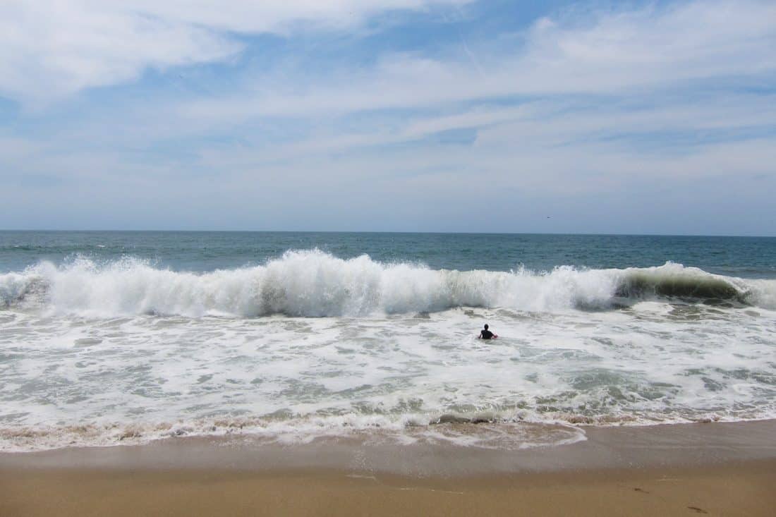 Simon boogie boarding in San Pancho