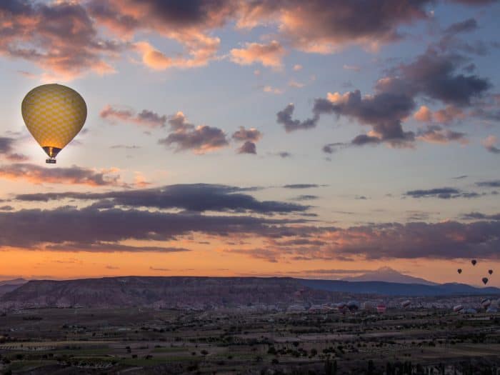 Hot air ballooning in Cappadocia with Turkiye Balloons