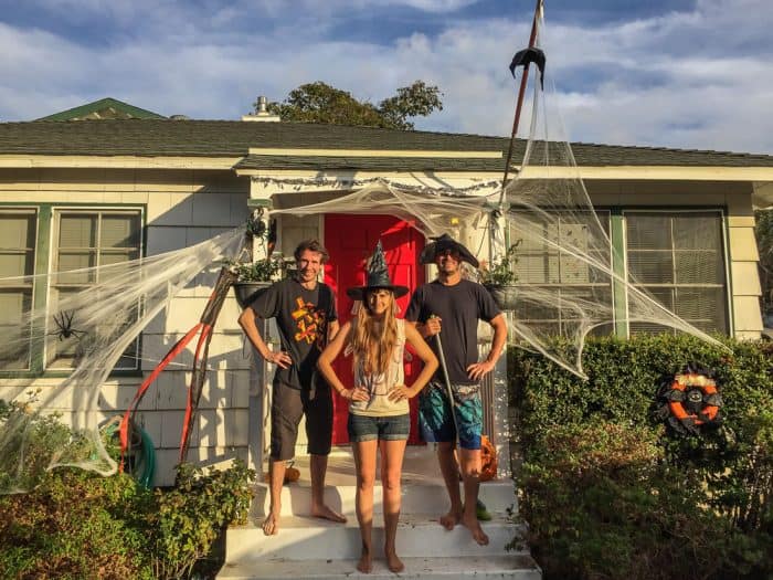 Simon, Jenny & Tom decorating the house for Halloween