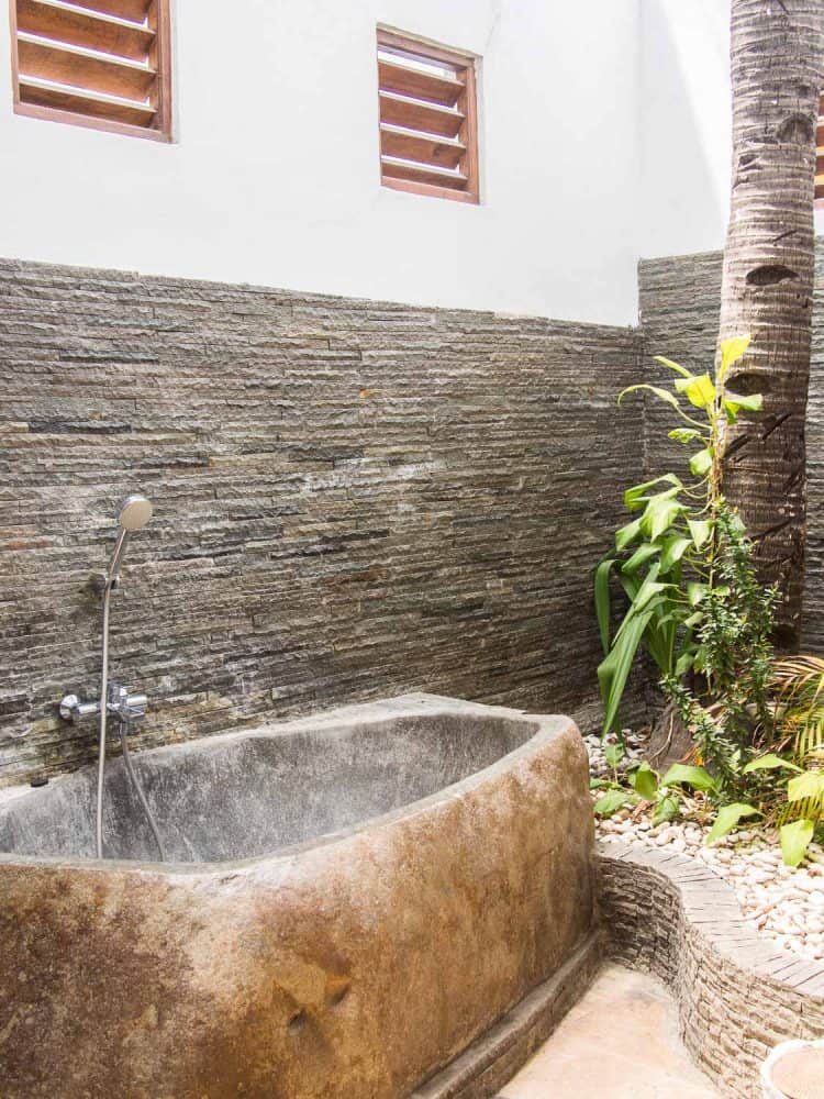 Bathroom in suite at Sunrise Resort, Gili Air