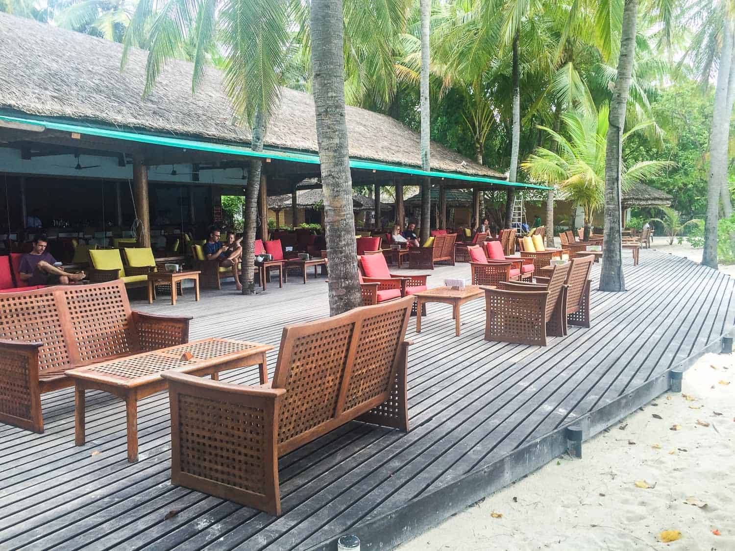 Reethi Beach Resort main bar