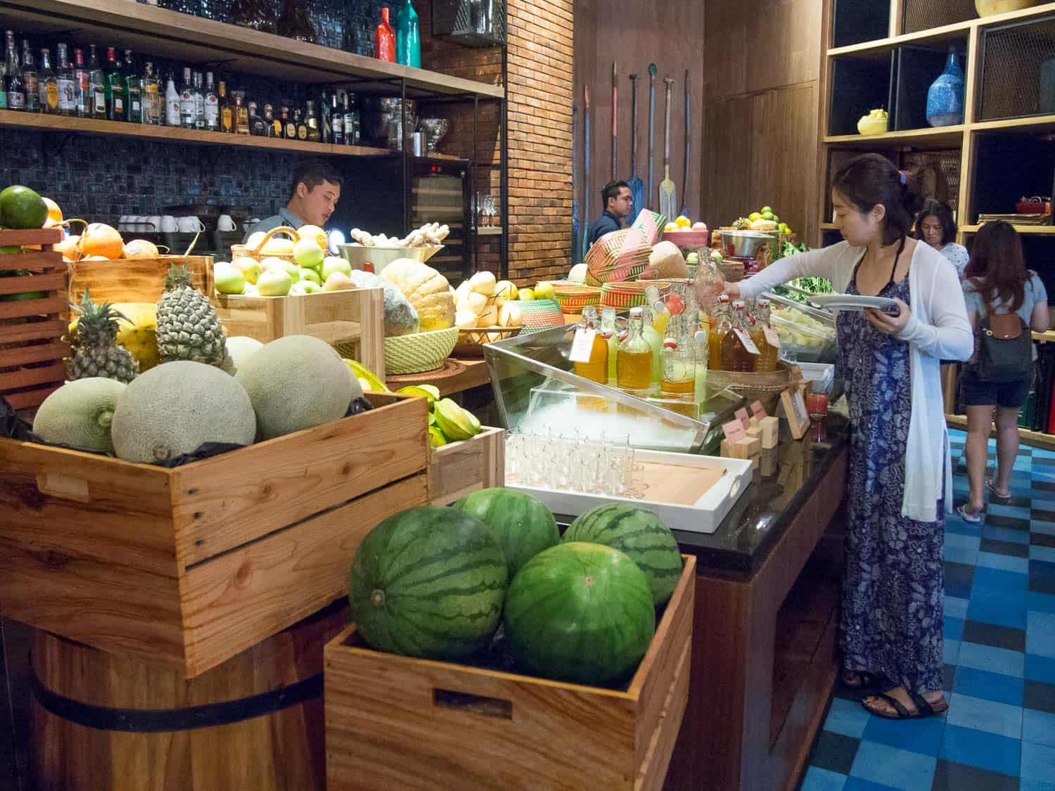 Juice bar at the Movenpick Jimbaran's breakfast buffet