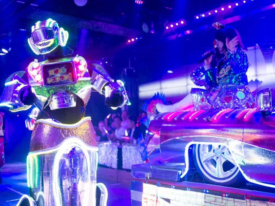 Robot and singer at the Robot Restaurant Japan