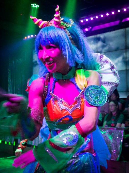 Blue-haired dancer at the Tokyo Robot show