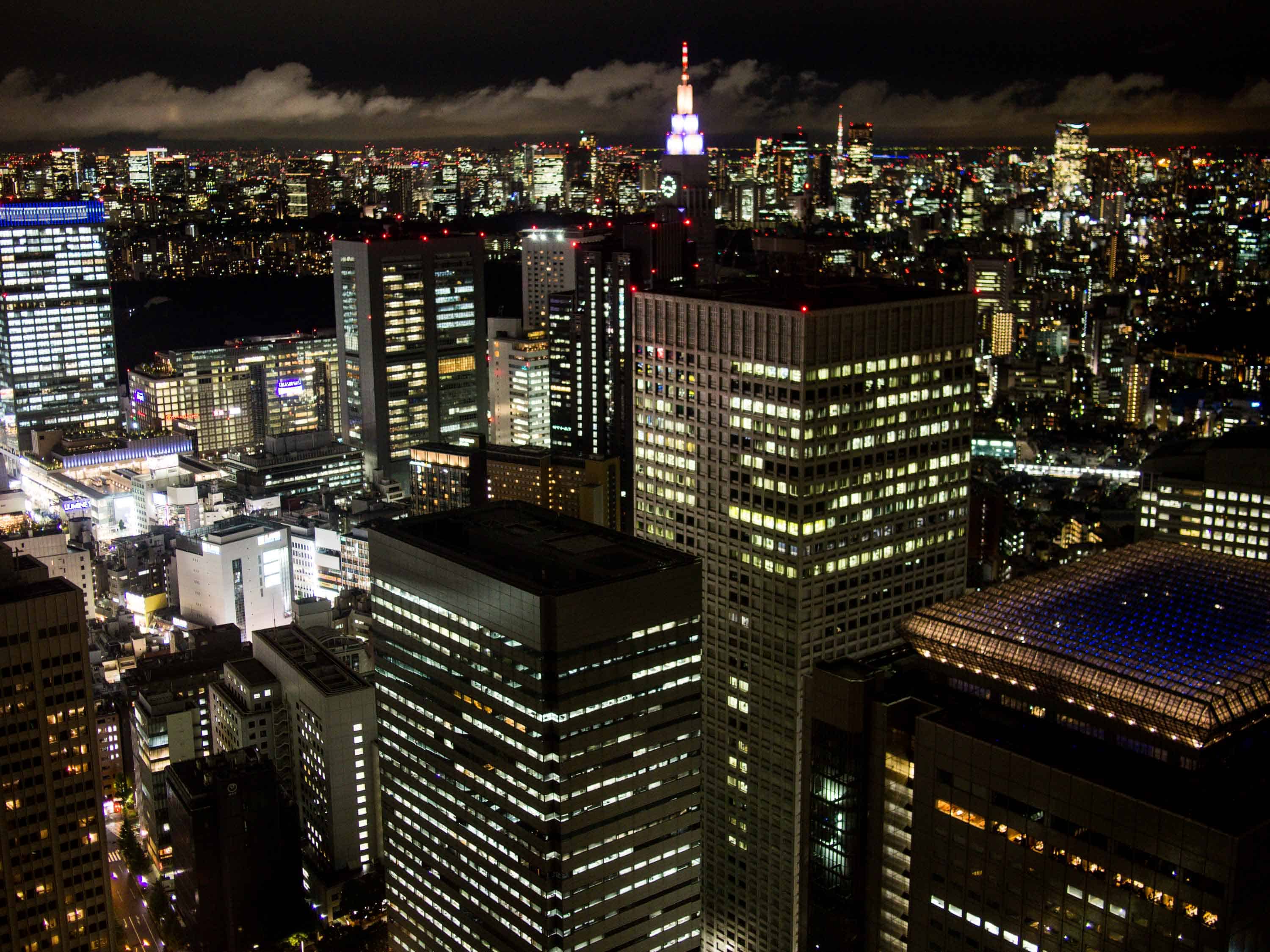 Tokyo at night—the free view from the Metropolitan Government Building