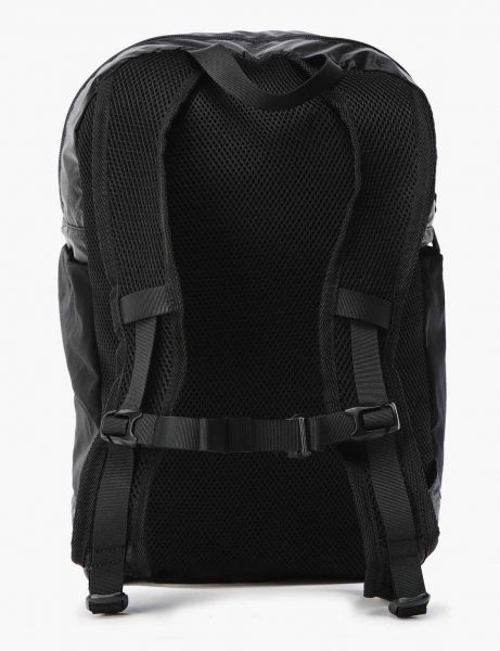 The back of the Tortuga Setout packable daypack