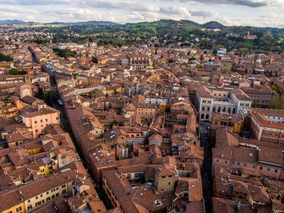 bologna italy attractions