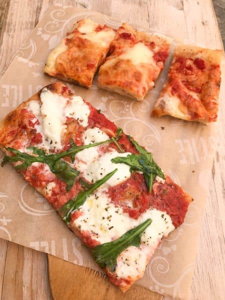 Pizza slices at Il Pizzicotto, Lecce