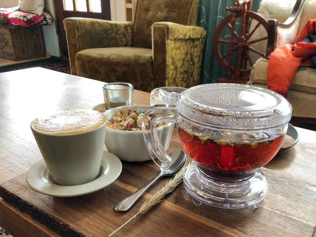 Coffee, herbal tea and berry crumble at Cafe Nu in Stykkishólmur, Iceland