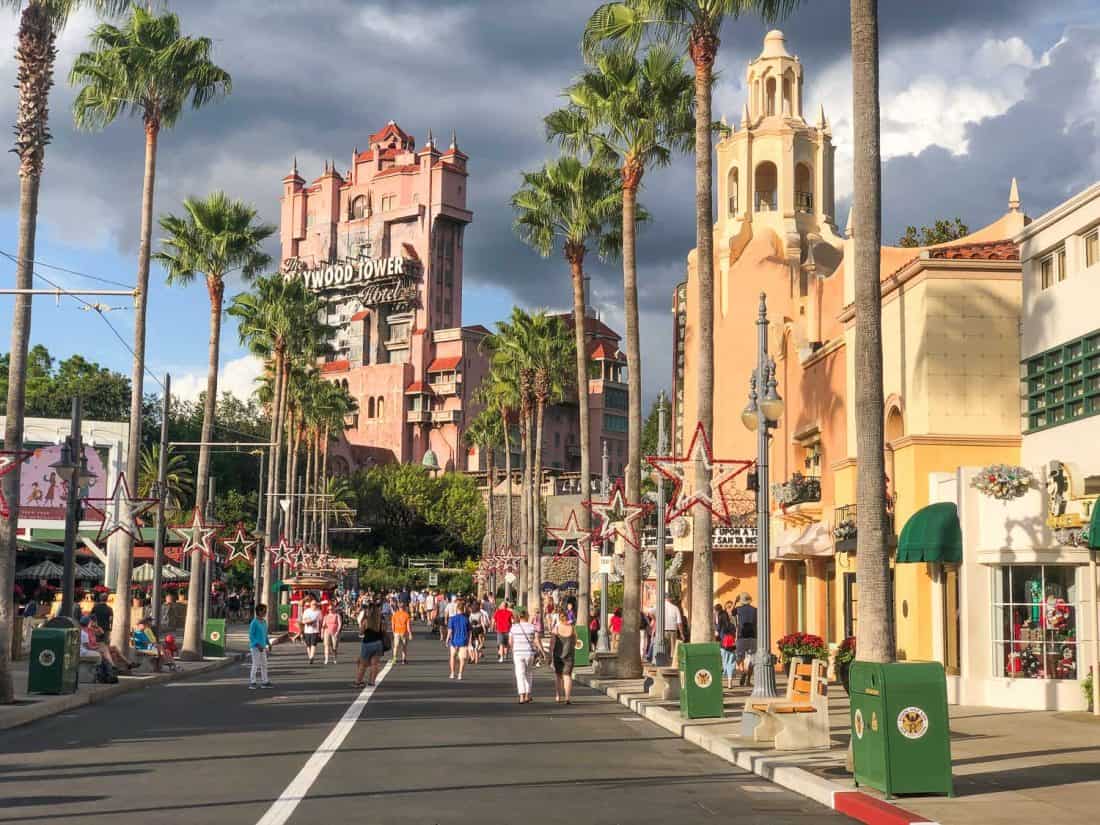 Planning a trip to Disney World on a budget - choosing the best month to visit.