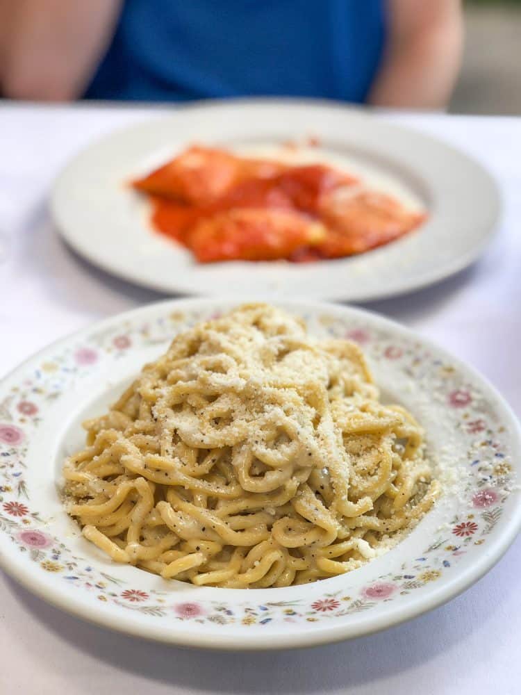 Cacio e pepe and ravioli at Flavio al Velavevodetto in Testaccio, Rome