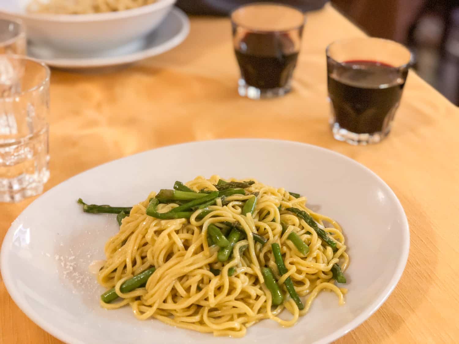 The simple but delicious taglioni with wild asparagus and garlic at Piatto Romano