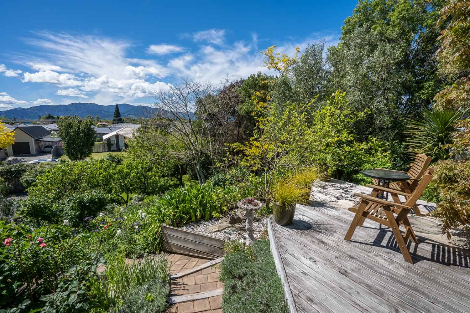 The garden at The Olde Mill House B&B in Marlborough, New Zealand