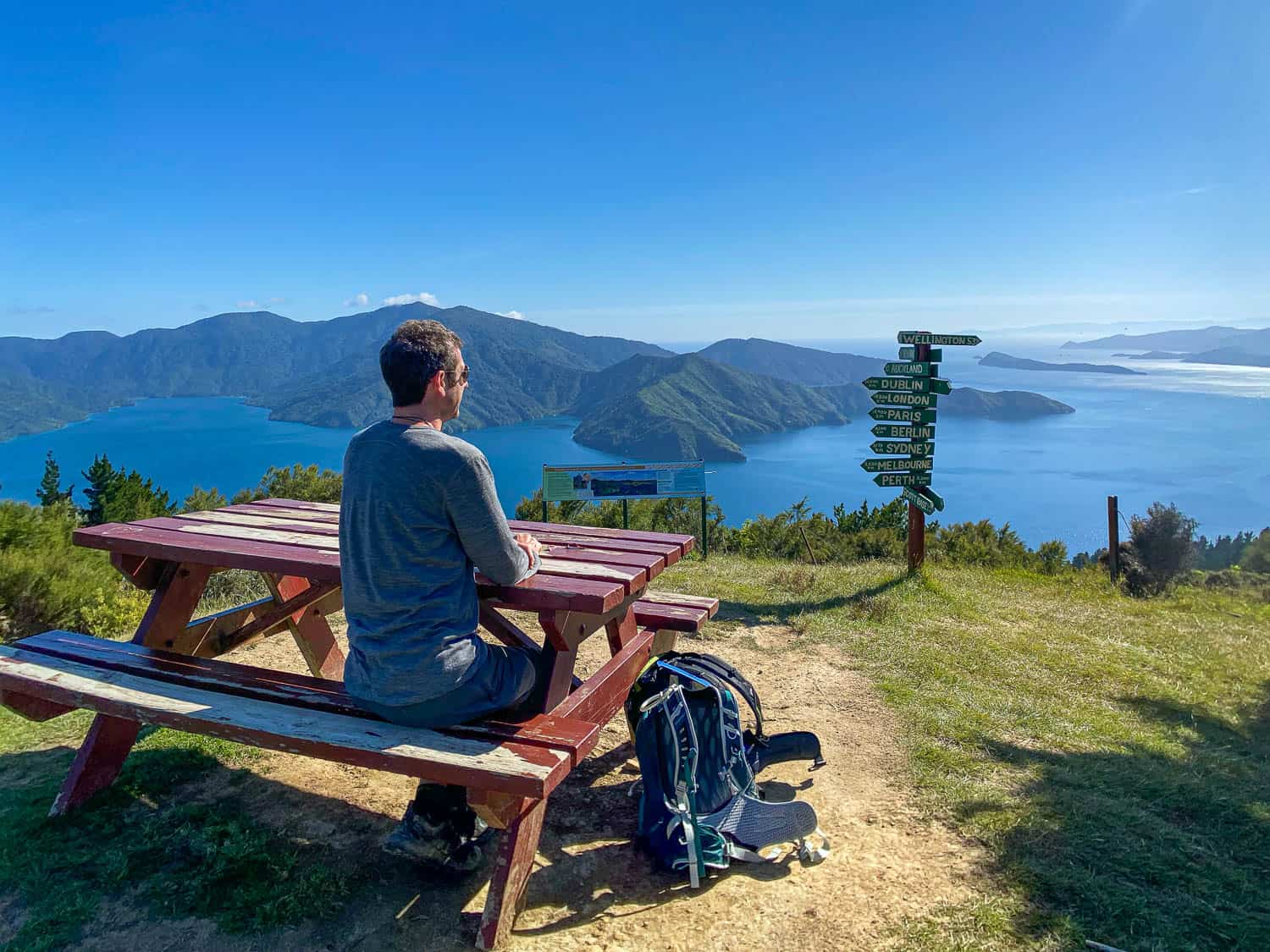 View of the Queen Charlotte Sound from Eatwell's Lookout on the Queen Charlotte Track, New Zealand