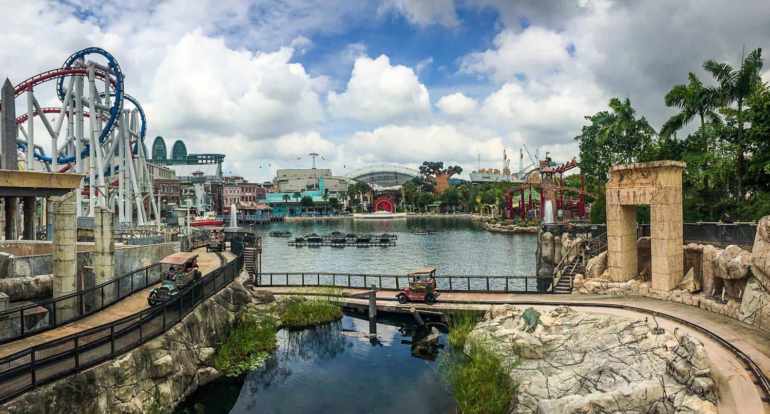 The best Universal Studios Singapore rides - an overview of the park including Battlestar Galactica and Egypt