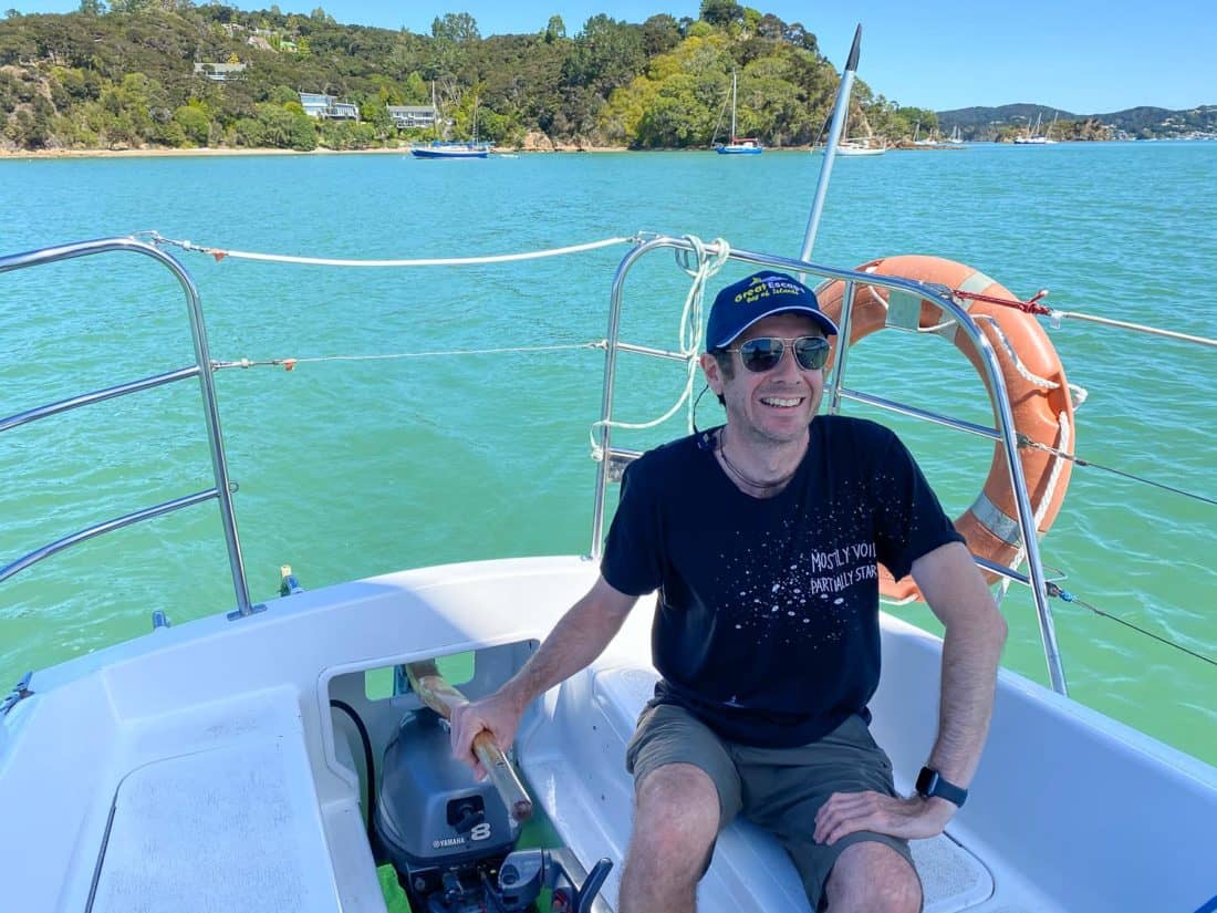 Simon sailing yacht in Bay of Islands on Great Escape course