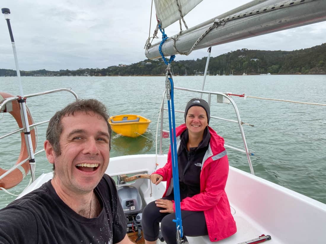 Erin and Simon sailing the Bay of Islands on a Great Escape course